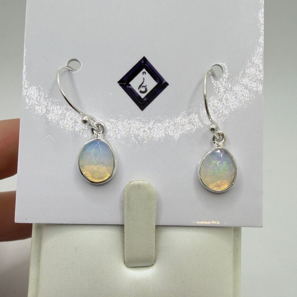 NWT Faceted oval cut ~8x6mm OPAL dangle earrings in sterling silver!